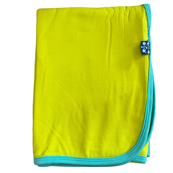 bamboo swaddling blanket in banana color trimmed in a light aqua color