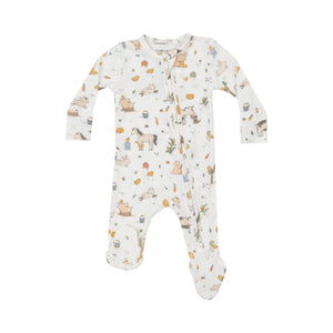 white two way zipper footie with farm animals like horses, pigs, chickens, and ducks